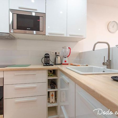 Beautiful 2 Bedroom With Balcony - Dodo Et Tartine Τουλόν Εξωτερικό φωτογραφία